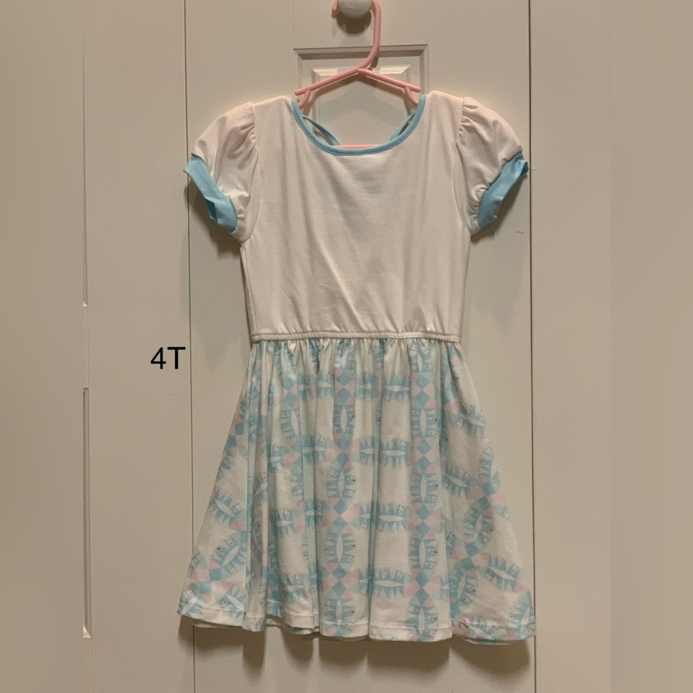 Well Dressed Wolf- Omi Jo dress NWT